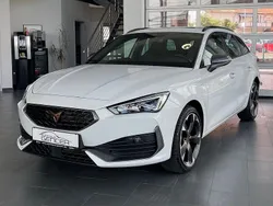 Weiß Gebraucht 2022 Cupra Leon Limousine | 25.490 € (Guter Preis)