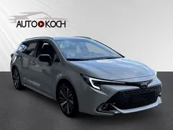 Grau Neu 2025 Toyota Corolla Kombi | 32.640 €