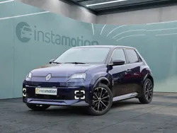 Blau Gebraucht 2024 Renault R5 Iconic Kleinwagen | 33.455 € (Etwas zu teuer)