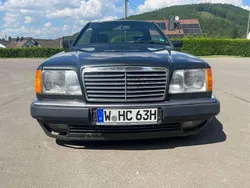 Grau Gebraucht 1991 Mercedes E300 Coupé | 9.590 €