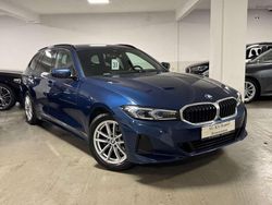 Phytonicblau metallic Gebraucht 2023 BMW 318 Sport Line Kombi | 18.499 € (Guter Preis)
