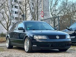 Schwarz Gebraucht 1998 VW Passat Comfortline Limousine | 990 € (Superpreis)