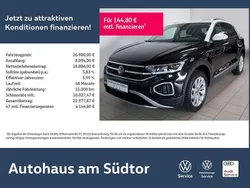 Deep black perleffekt/pure wh Gebraucht 2024 VW T-Roc Style SUV | 26.980 € (Guter Preis)