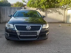 Schwarz Gebraucht 2009 VW Passat Kombi | 2.700 € (Guter Preis)