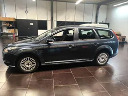 Blau Gebraucht 2008 Ford Focus Titanium Kombi | 3.100 € (Fairer Preis)