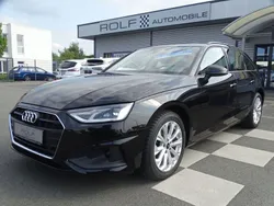 Schwarz mythosschwarz metallic (metallic) Gebraucht 2021 Audi A4 Basis Kombi | 25.980 € (Guter Preis)
