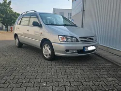 Silber Gebraucht 1997 Toyota Picnic Van / Kleinbus | 5.490 €