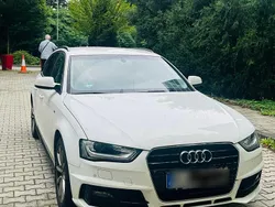 Weiß Gebraucht 2016 Audi A4 S-Line Kombi | 10.200 € (Guter Preis)