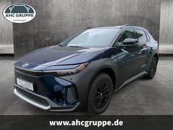 Blau Gebraucht 2024 Toyota bZ4X Lounge SUV | 43.990 € (Teuer)
