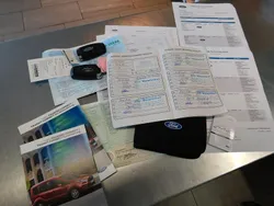 Weiß Gebraucht 2019 Ford Grand Tourneo Connect Van / Kleinbus | 17.850 € (Fairer Preis)