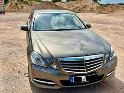Gebraucht 2010 Mercedes E500 Limousine | 17.900 €