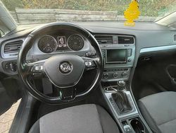 Grau Gebraucht 2016 VW Golf VII Kombi | 7.200 € (Fairer Preis)