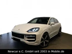 Weiß Neu 2025 Porsche Cayenne SUV | 133.637 € (Superpreis)