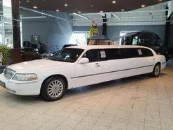 Weiß Gebraucht 2004 Lincoln Town Car Limousine | 9.999 €