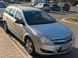 Grau Gebraucht 2008 Opel Astra Kombi | 1.250 € (Guter Preis)