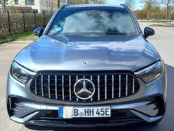 Grau Gebraucht 2023 Mercedes GLC300e AMG SUV | 65.000 € (Fairer Preis)