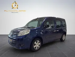 Blau Gebraucht 2015 Renault Kangoo Happy Family Van / Kleinbus | 11.990 € (Teuer)