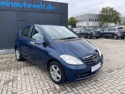 Blau Gebraucht 2010 Mercedes A160 Kleinwagen | 8.500 € (Etwas zu teuer)
