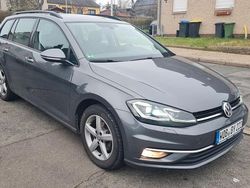Grau Gebraucht 2017 VW Golf VII Comfortline Kombi | 16.490 € (Fairer Preis)