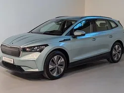 Silber Gebraucht 2021 Skoda Enyaq iV Loft SUV | 24.399 € (Guter Preis)