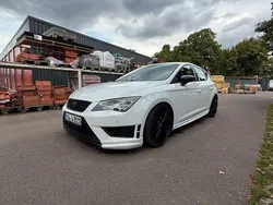Weiß Gebraucht 2016 Cupra Leon Limousine | 20.999 € (Teuer)