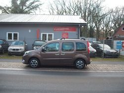 Braun Gebraucht 2016 Renault Kangoo Intens Van / Kleinbus | 8.900 € (Fairer Preis)