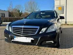Gebraucht 2010 Mercedes E200 Avantgarde Kombi | 8.000 € (Fairer Preis)