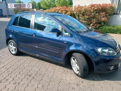 Blau Gebraucht 2013 VW Golf Plus Cross Life Van / Kleinbus | 9.000 €