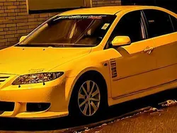 Gelb Gebraucht 2002 Mazda 6 Limousine | 2.500 € (Teuer)