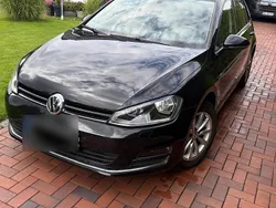 Schwarz Gebraucht 2015 VW Golf VII LOUNGE Kleinwagen | 8.900 € (Fairer Preis)
