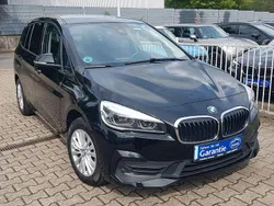 Schwarz Gebraucht 2021 BMW 218 Gran Tourer Advantage Van / Kleinbus | 17.980 € (Fairer Preis)