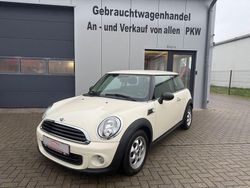 Weiß Gebraucht 2013 Mini ONE Kleinwagen | 5.900 € (Etwas zu teuer)