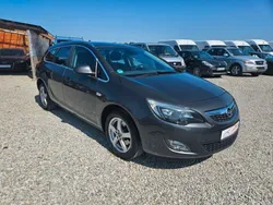 Grau Gebraucht 2011 Opel Astra Sport Kombi | 2.200 € (Superpreis)