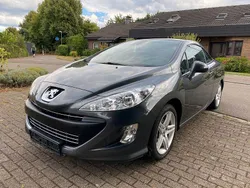 Grau Gebraucht 2011 Peugeot 308 CC Premium Cabrio | 4.400 € (Guter Preis)