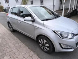 Silber Gebraucht 2015 Hyundai i20 Classic Kleinwagen | 6.900 € (Guter Preis)