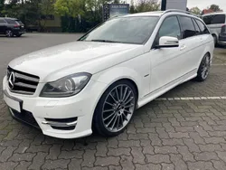 Weiß Gebraucht 2014 Mercedes C350 AMG Kombi | 15.980 €