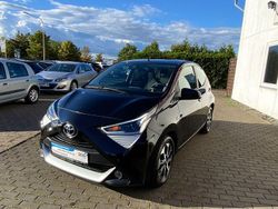 Schwarz Gebraucht 2021 Toyota Aygo Play Kleinwagen | 10.990 € (Fairer Preis)