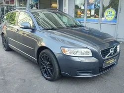 Grau Gebraucht 2011 Volvo V50 Kombi | 8.990 € (Teuer)