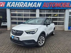 Weiß Gebraucht 2018 Opel Crossland Edition SUV | 13.999 €