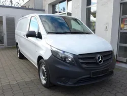 Weiß Gebraucht 2020 Mercedes Vito Van / Kleinbus | 17.490 € (Guter Preis)