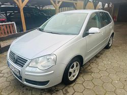 Silber Gebraucht 2004 VW Polo Sportline Limousine | 2.650 € (Fairer Preis)