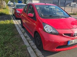 Rot Gebraucht 2006 Toyota Aygo Kleinwagen | 800 € (Superpreis)