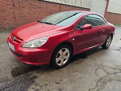 Rot Gebraucht 2005 Peugeot 307 CC Tendance Cabrio | 3.700 € (Fairer Preis)
