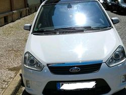 Weiß Gebraucht 2007 Ford C-MAX Van / Kleinbus | 2.500 €