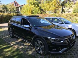 Schwarz Gebraucht 2016 VW Passat Alltrack Kombi | 18.800 € (Fairer Preis)