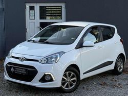 Weiß Gebraucht 2016 Hyundai i10 Kleinwagen | 8.590 € (Fairer Preis)
