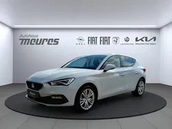Weiss Gebraucht 2024 Seat Leon Style Limousine | 25.988 € (Guter Preis)