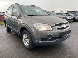 Grau Gebraucht 2009 Chevrolet Captiva LS SUV | 2.990 € (Guter Preis)