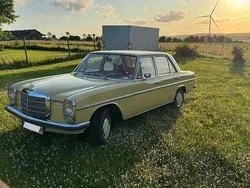 Gelb Gebraucht 1973 Mercedes W115 Limousine | 10.800 €