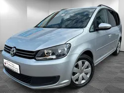 Silber Gebraucht 2012 VW Touran Comfortline Van / Kleinbus | 7.340 € (Fairer Preis)